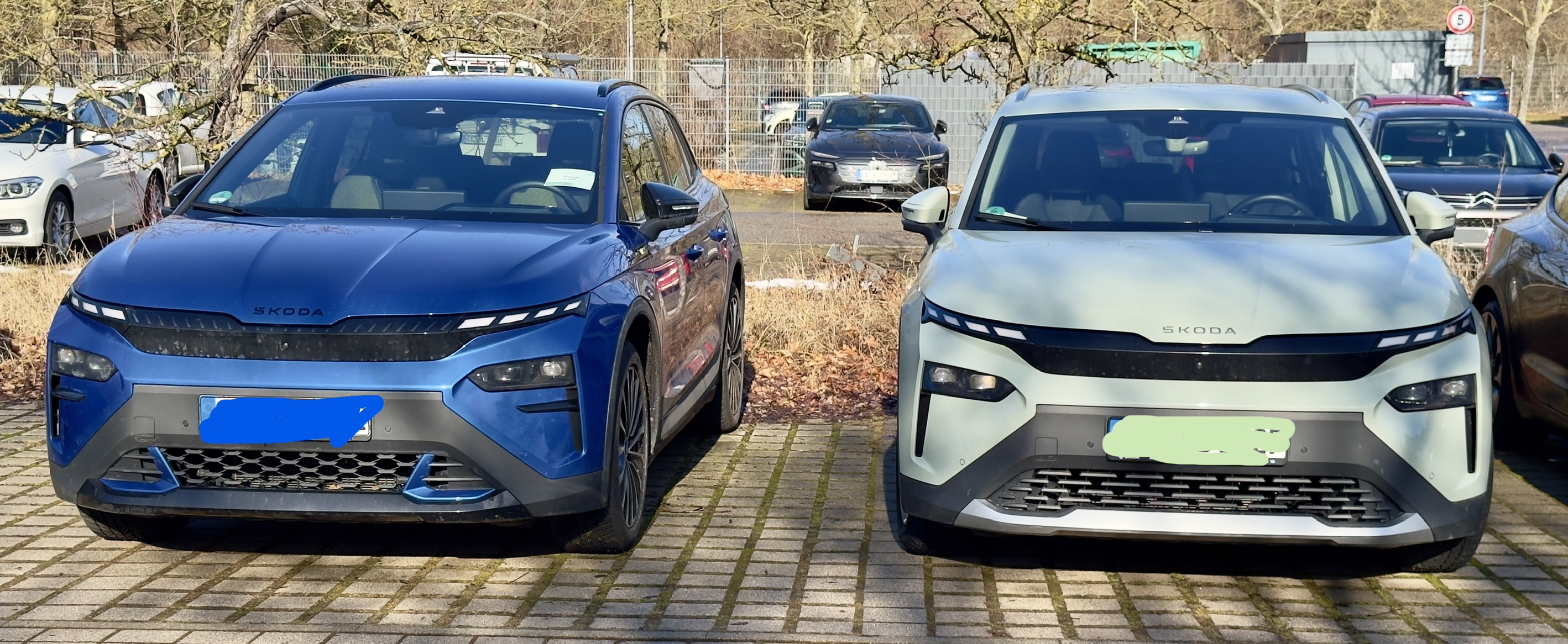 Elroq Treffen auf dem Parkplatz...