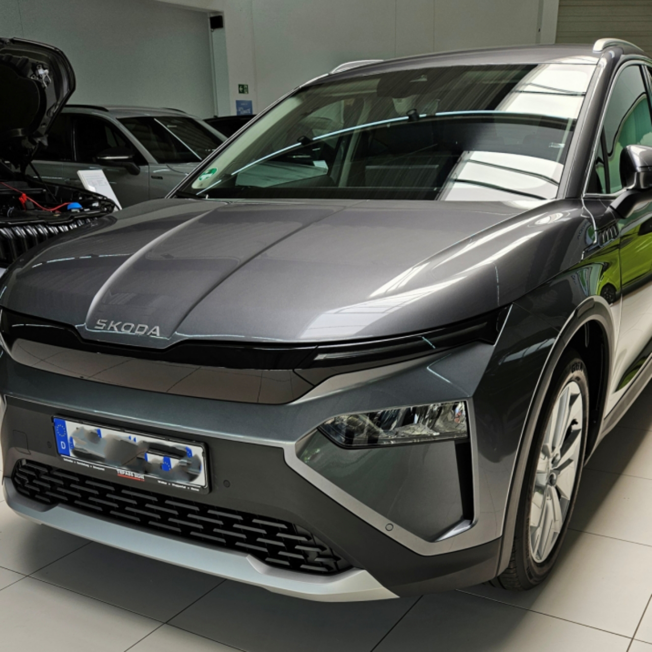 Elroq 85, Graphite-Grau Metallic, Loft, 20" Vega, Clever, Sport, Transport