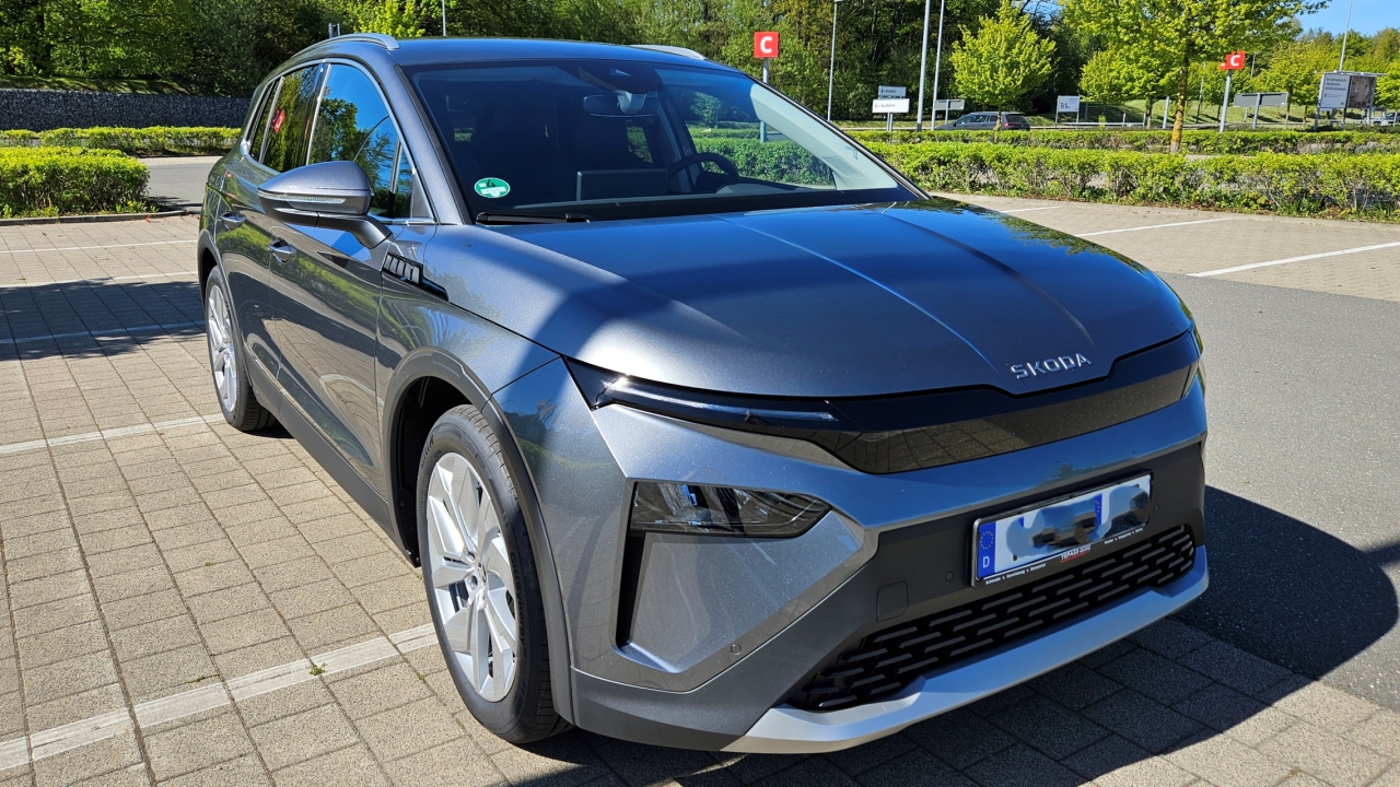 Elroq 85, Graphite-Grau Metallic, Loft, 20" Vega, Clever, Sport, Transport